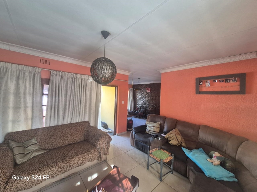 3 Bedroom Property for Sale in Oos Einde North West